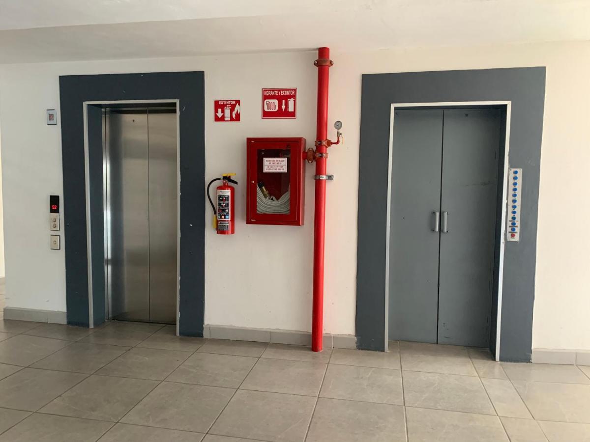 Departamento Nuevo Y Centrico Con Ambiente Familiar En Guadalajara Lägenhet Exteriör bild