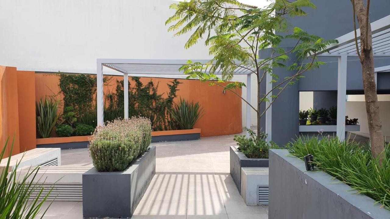 Departamento Nuevo Y Centrico Con Ambiente Familiar En Guadalajara Lägenhet Exteriör bild